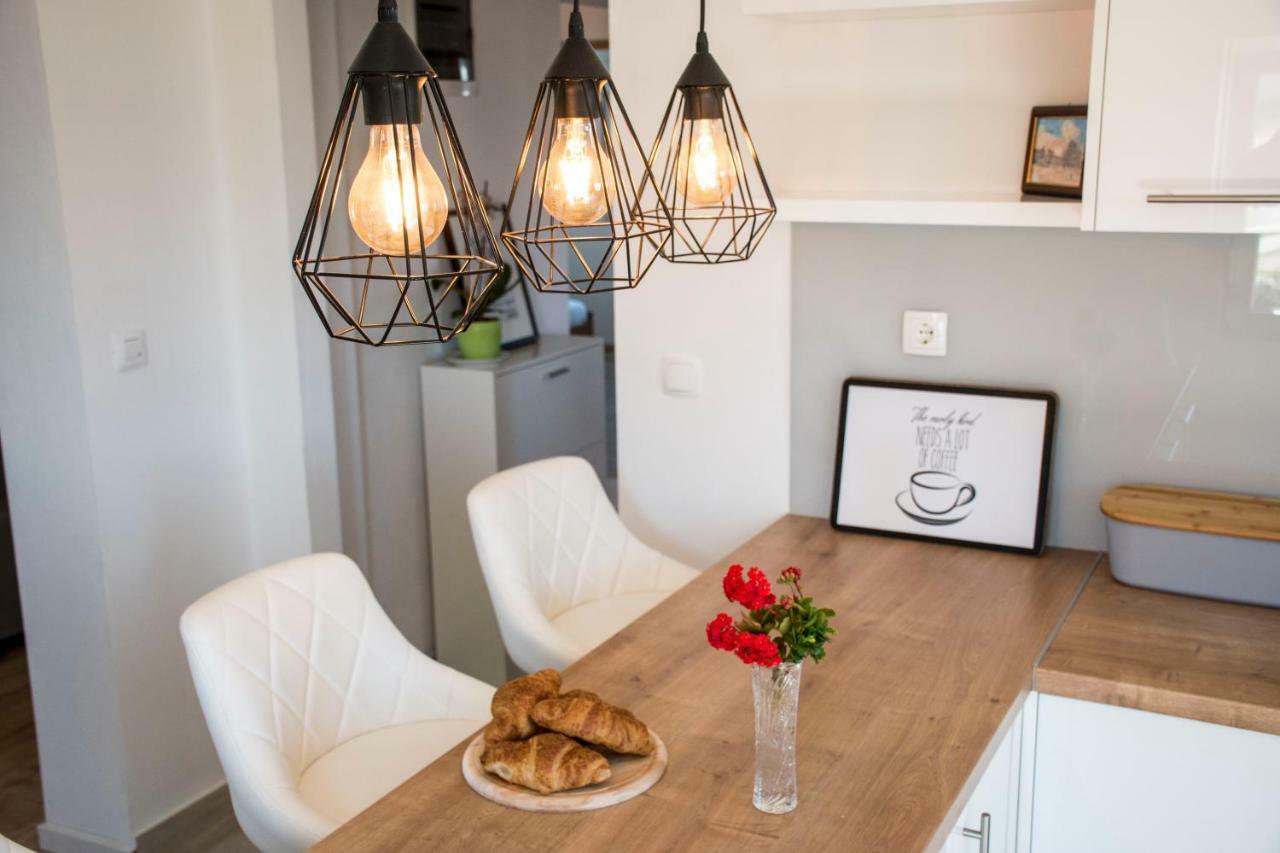 Apartman Sunset Ražanac Exteriör bild