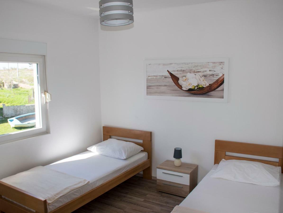 Apartman Sunset Ražanac Exteriör bild